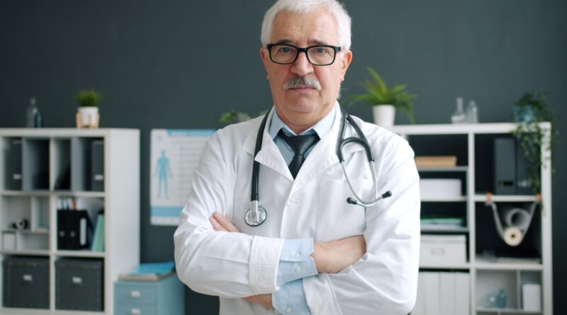 Leadership shuffle at Keck Medicine